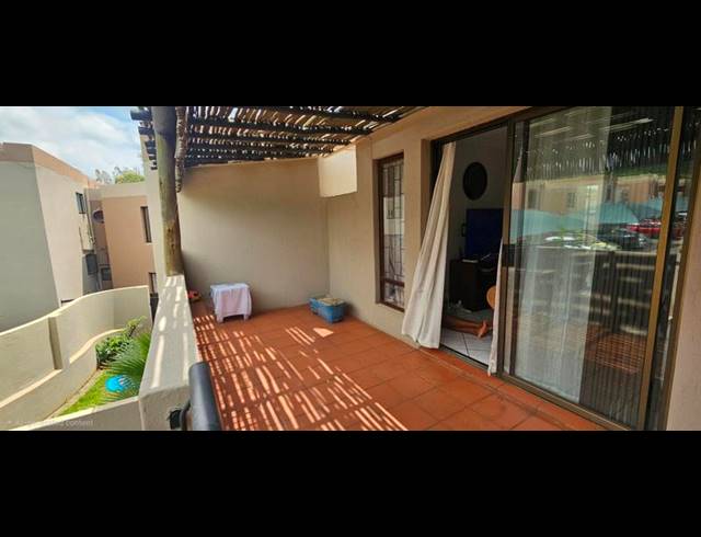 2 BEDROOM APARTMENT FOR SALE IN GLENVISTA